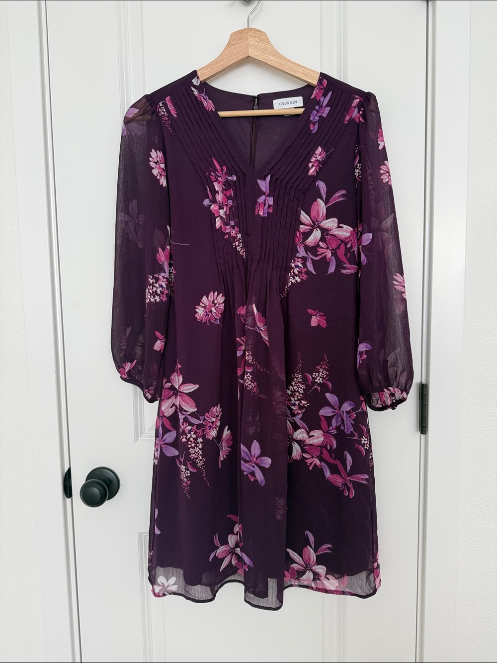 Calvin Klein Plum Floral Pintuck V-Neck Midi Dress